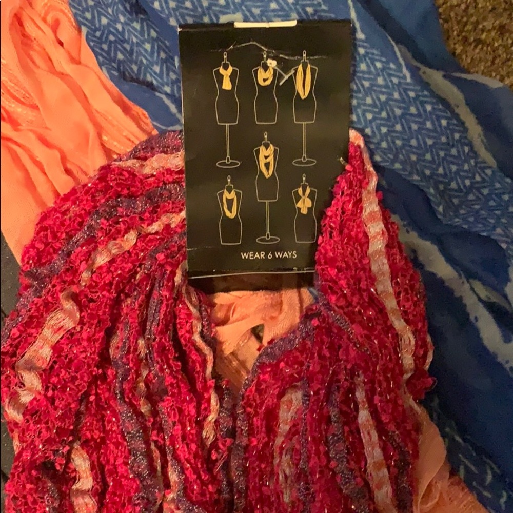 Scarf Lot - Picture 2 of 7